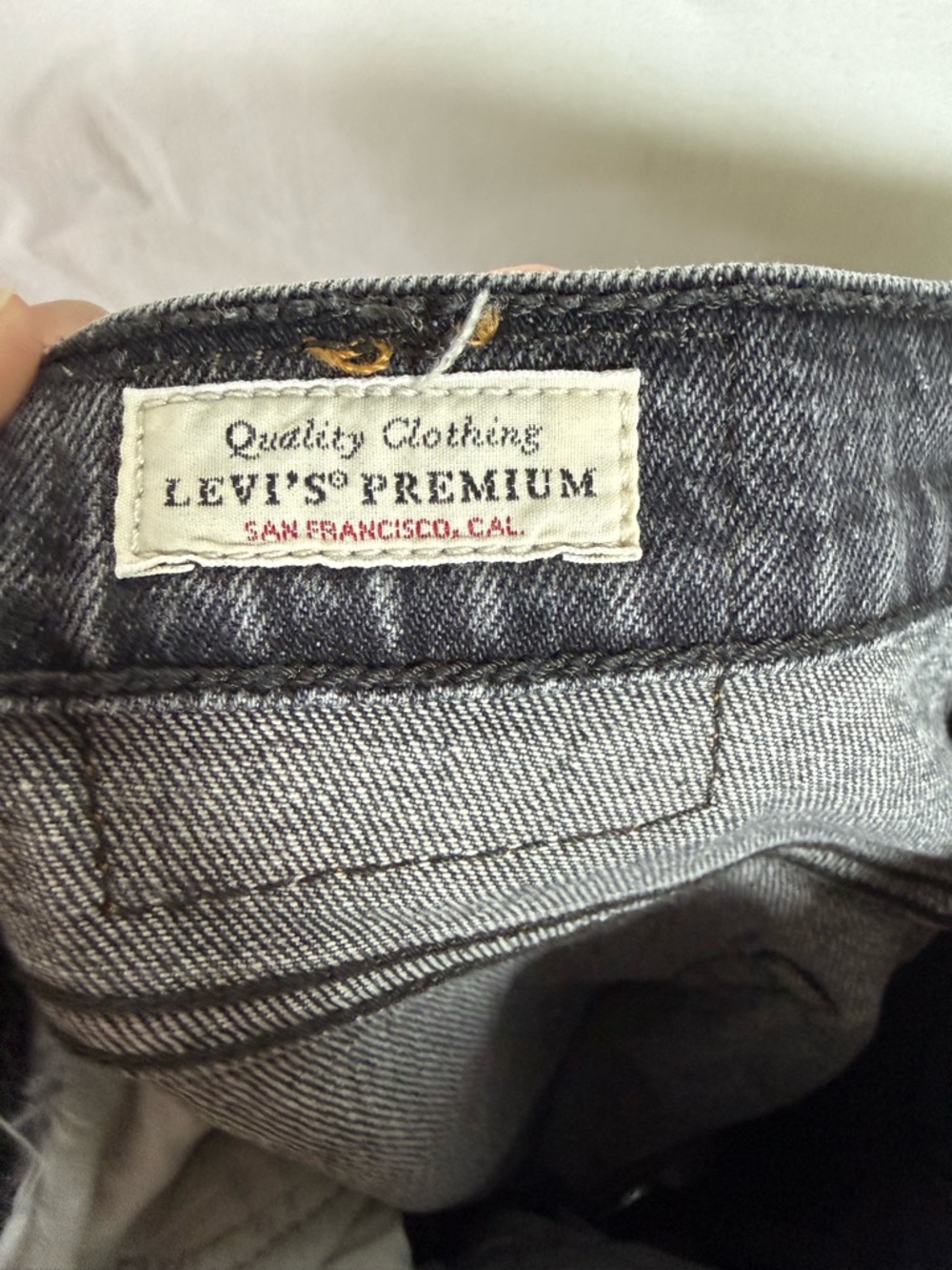 Levi’s Ribcage Straight Ankle‎ Jeans 26 High Rise Black Denim - Picture 4 of 5